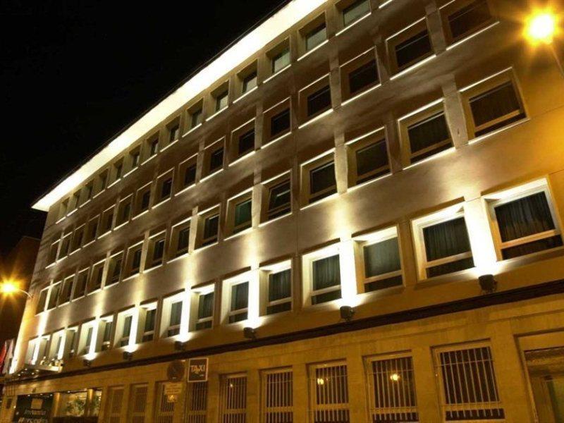 Infanta Mercedes Μαδρίτη Εξωτερικό φωτογραφία